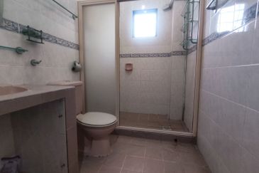 Taman Muzaffar Heights