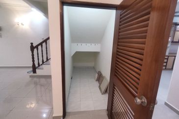 Taman Muzaffar Heights