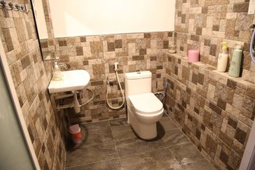 RENOVATED NICE DECO Double Storey Bandar Hilir Melaka Raya Kota Laksamana Semabok Perdana Bukit Serindit Piatu Ujong Pasir Padang Temu Pertam Jaya