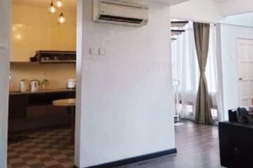 Golden Coast Condominium