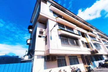 PANGSAPURI PARAMESWARA (KEMAJUAN LAJAK)