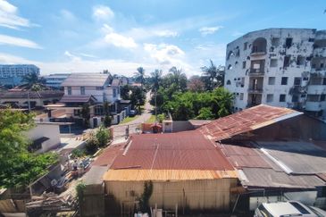 PANGSAPURI PARAMESWARA (KEMAJUAN LAJAK)