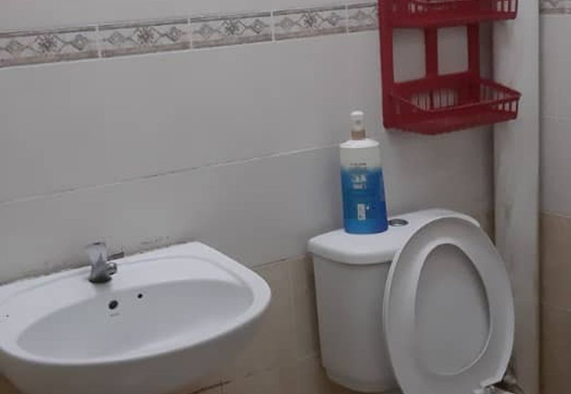 FREEHOLD NEAR MMU Double Storey Terrace House Taman Dahlia Bukit Beruang Ayer Keroh Height Muzaffar Shah Tasik Utama Bukit Katil Batu Berendam