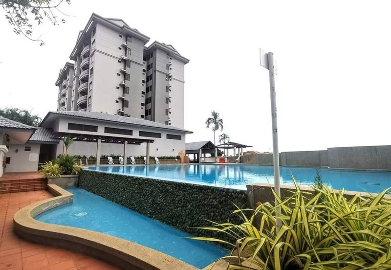 CHENG HEIGHTS CONDOMINIUM