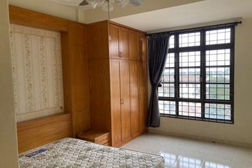 CHENG HEIGHTS CONDOMINIUM