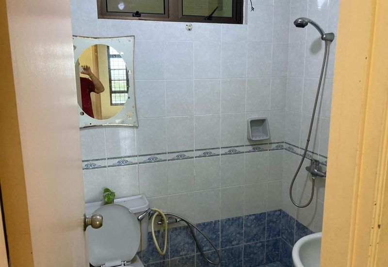 CHENG HEIGHTS CONDOMINIUM