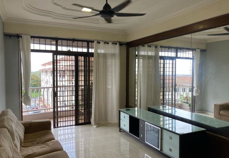 CHENG HEIGHTS CONDOMINIUM