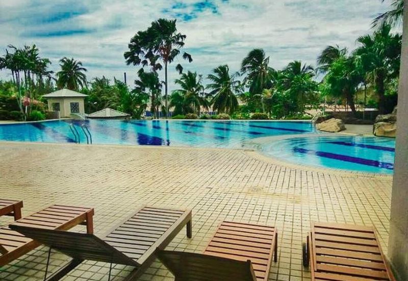 Golden Coast Condominium