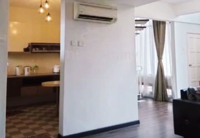 Golden Coast Condominium