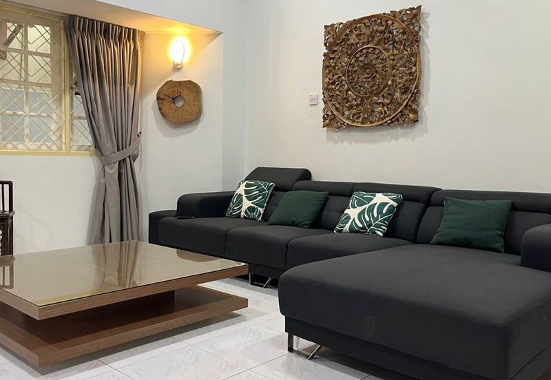 RENOVATED FREEHOLD FULLY FURNISHED Double 2 Storey Bungalow Banglo Taman Mawar Klebang Besar Tanjung Kling Limbongan Kota Laksamana Syahbandar 