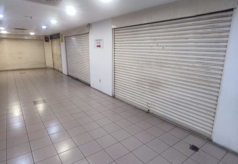 GROUND FLOOR Retail Space Shop Lot Plaza Hang Tuah Melaka Central City Center storage stockist warehouse service centre showroom