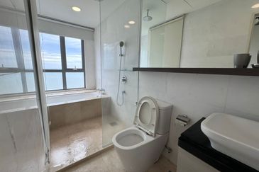 Silverscape Luxury Residences