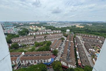 Dedaun Hijau (Greenfield Regency)