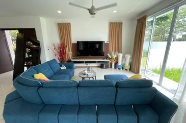 Isola Villa @ Senibong Cove