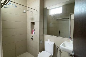 Isola Villa @ Senibong Cove