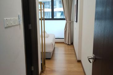 Baypoint @ Country Garden Danga Bay