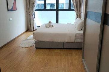 Baypoint @ Country Garden Danga Bay