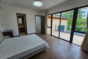 Golf & Resort Forest City, Fringe Villa