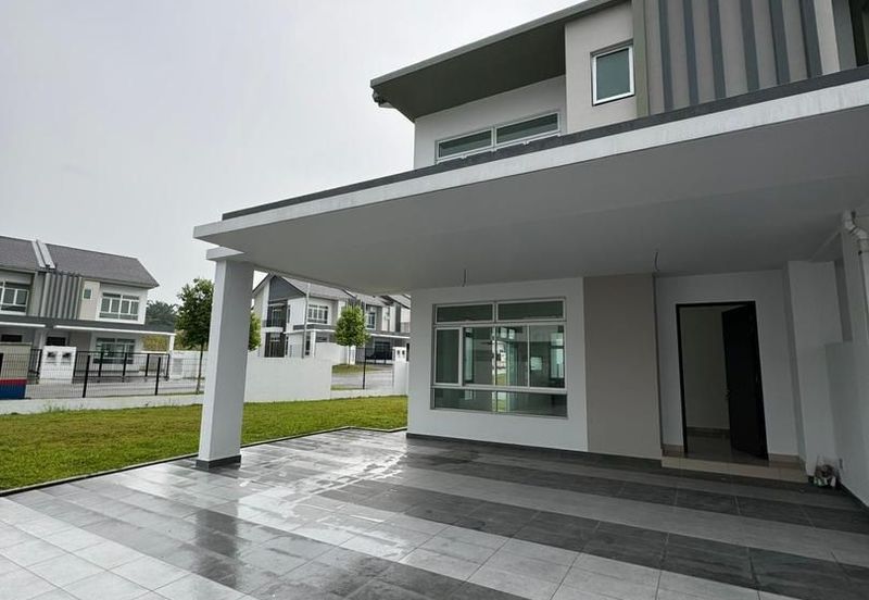 Iconia Garden Residence Precinct B @ Taman Impian Emas