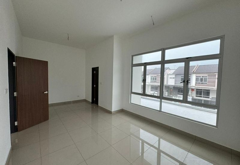 Iconia Garden Residence Precinct B @ Taman Impian Emas