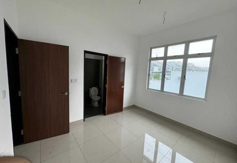 Iconia Garden Residence Precinct B @ Taman Impian Emas