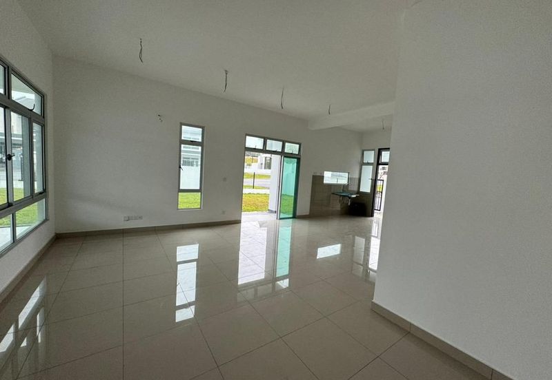 Iconia Garden Residence Precinct B @ Taman Impian Emas