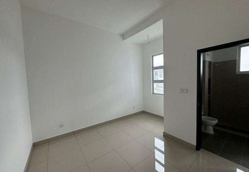 Iconia Garden Residence Precinct B @ Taman Impian Emas