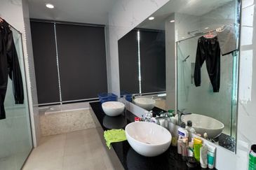 Isola Villa @ Senibong Cove