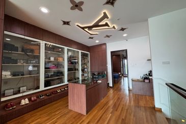 Isola Villa @ Senibong Cove