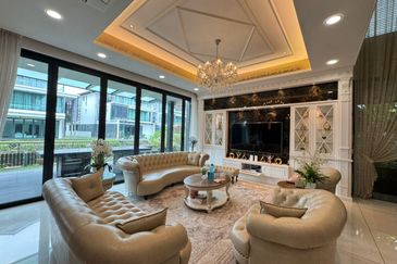 Isola Villa @ Senibong Cove