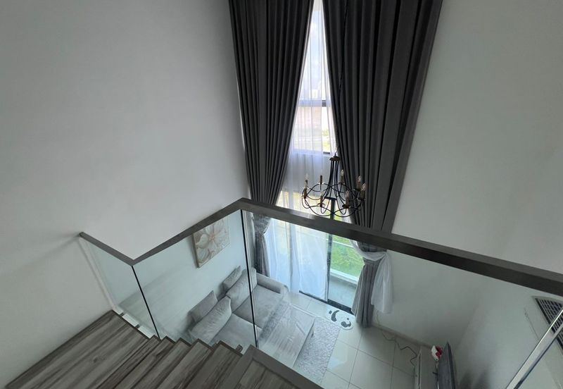 The M @ Medini Macrolink