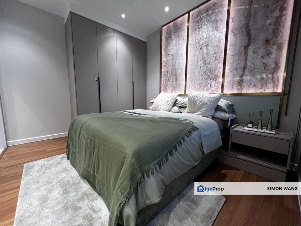 Ciq & Rts walk 600meter, 1room only 640K, Mostly Furnished & Mall Entertainment @ Ground Floor, Johor, Johor Bahru