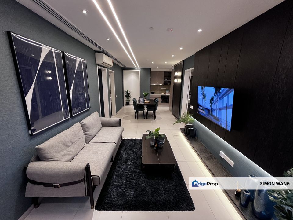 Ciq & Rts walk 600meter, 2room only 870K, Mostly Furnished & Mall Entertainment @ Ground Floor, Johor, Johor Bahru