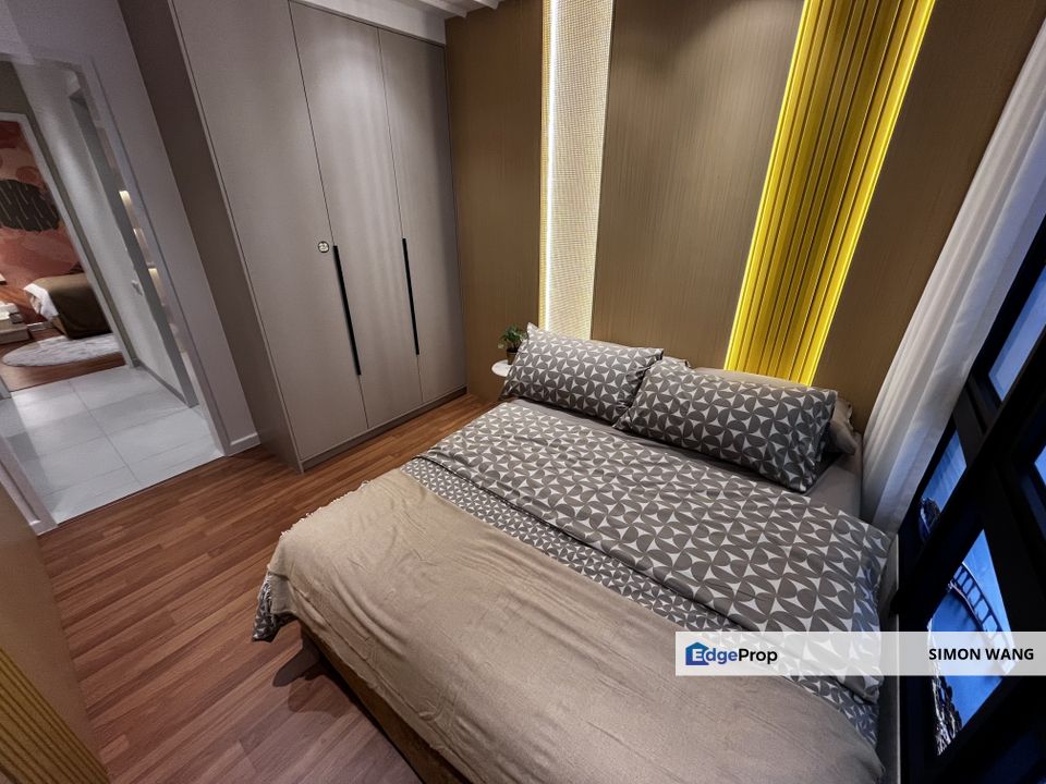 Ciq & Rts walk 600meter, 3room / DUAL KEY only RM1.1Mil, Mostly Furnished & Mall Entertainment @ Ground Floor, Johor, Johor Bahru