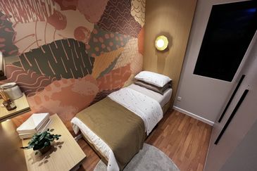 Ciq & Rts walk 600meter, 3room / DUAL KEY only RM1.1Mil, Mostly Furnished & Mall Entertainment @ Ground Floor