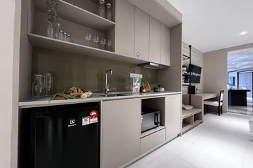 Ciq & Rts walk 600meter, DUAL KEY only RM870K, FULLY FURNISH & 4& Min GRR