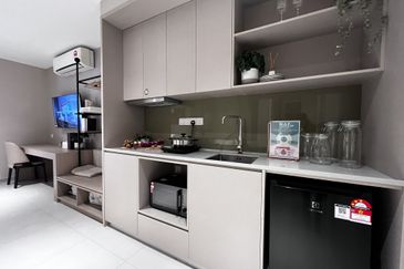 Ciq & Rts walk 600meter, DUAL KEY only RM870K, FULLY FURNISH & 4& Min GRR