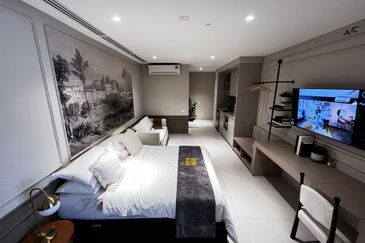 Ciq & Rts walk 600meter, DUAL KEY only RM870K, FULLY FURNISH & 4& Min GRR