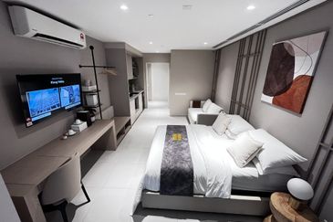 Ciq & Rts walk 600meter, DUAL KEY only RM870K, FULLY FURNISH & 4& Min GRR