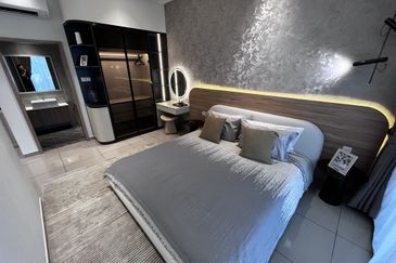 Taman Daya New Launch Condo / 3Room 1000sqft only RM5xxK / Monthly RM2k & Partial Furnish (FREEHOLD)