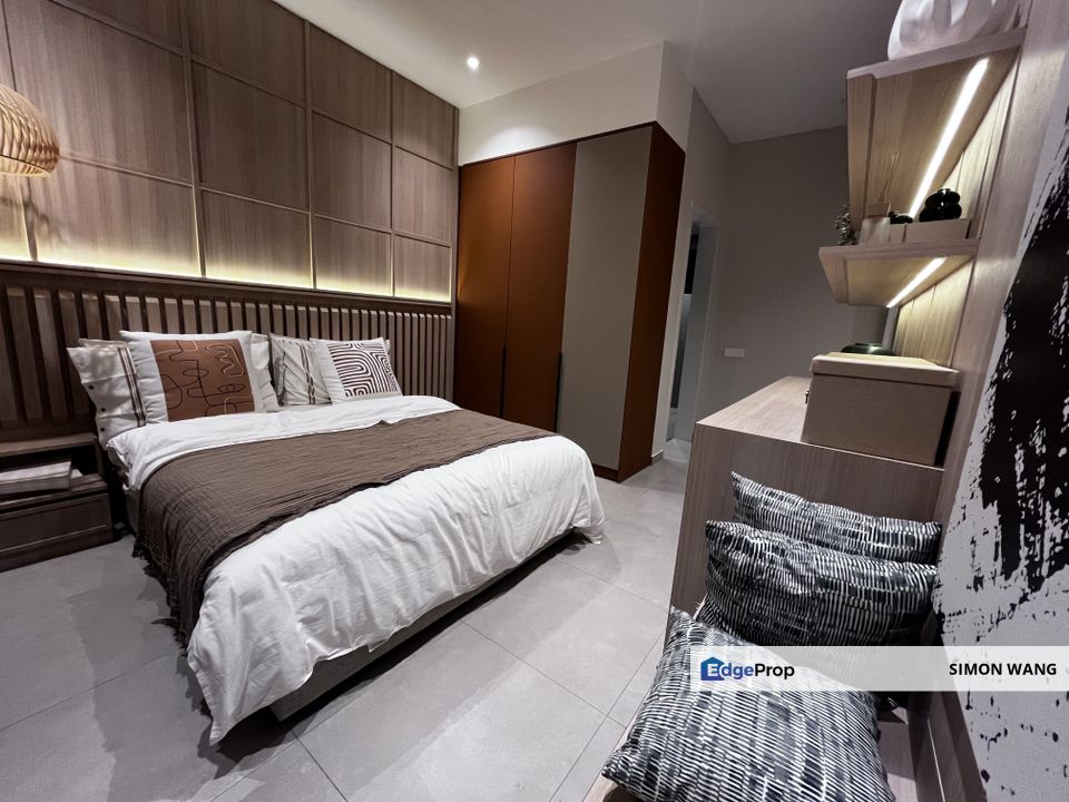 KSL City Mall Beside New Launch Condo / 2Room 560sqft only RM410K / Monthly RM1.8K & Partial Furnish, Johor, Johor Bahru