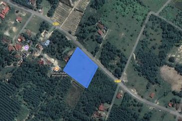 Tanah Tepi Jalan Utama, Gunung Datuk,  Kampung Batang Nyamor, Rembau