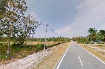 Tanah Tepi Jalan Utama, Gunung Datuk,  Kampung Batang Nyamor, Rembau