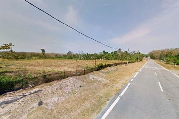 Tanah Tepi Jalan Utama, Gunung Datuk,  Kampung Batang Nyamor, Rembau