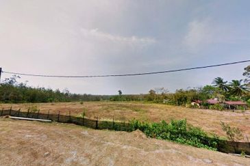 Tanah Tepi Jalan Utama, Gunung Datuk,  Kampung Batang Nyamor, Rembau