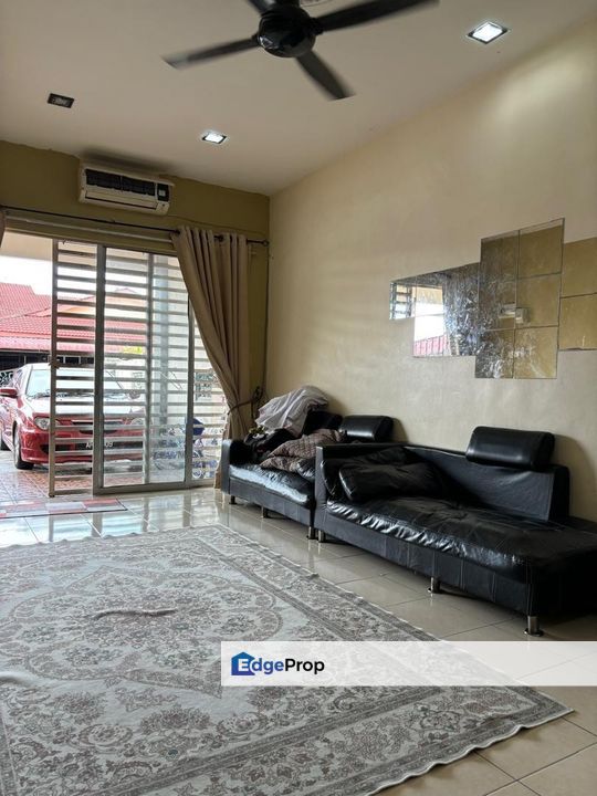 Teres Setingkat Taman Gadong Indah Labu Sendayan Seremban, Negeri Sembilan, Labu
