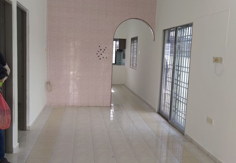 MEDAN PENGKALAN BIDARI