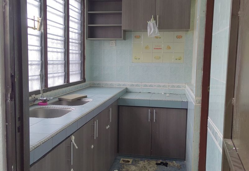 MEDAN PENGKALAN BIDARI