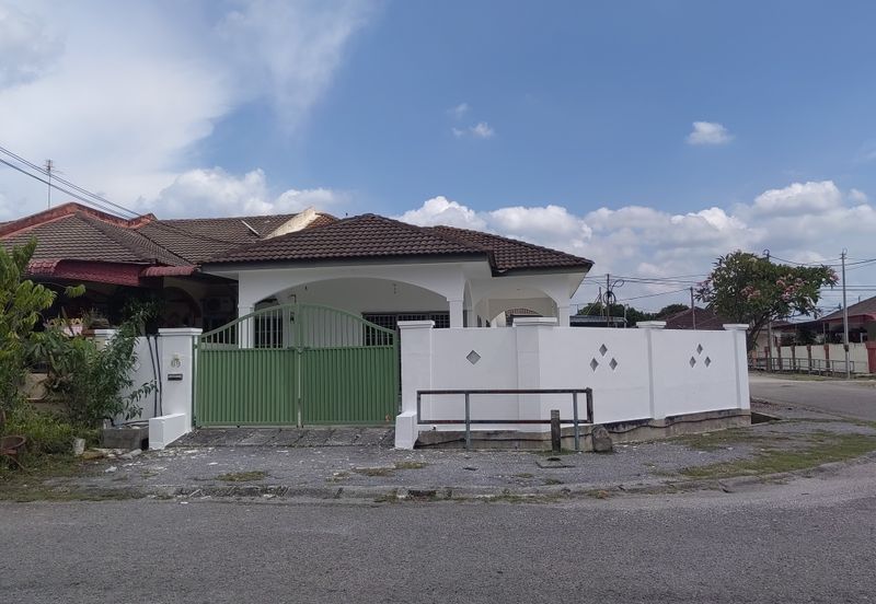 MEDAN PENGKALAN BIDARI