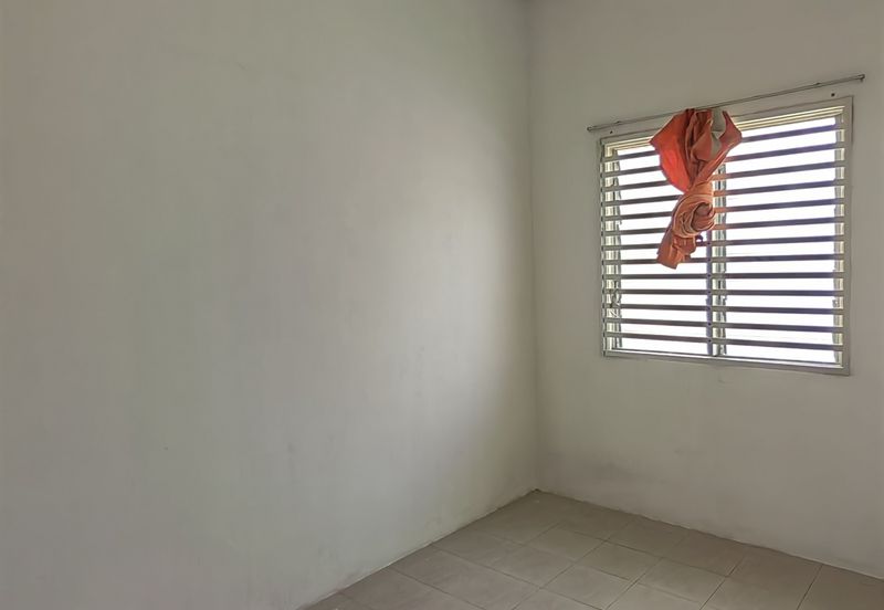 TAMAN PENGKALAN PERTAMA